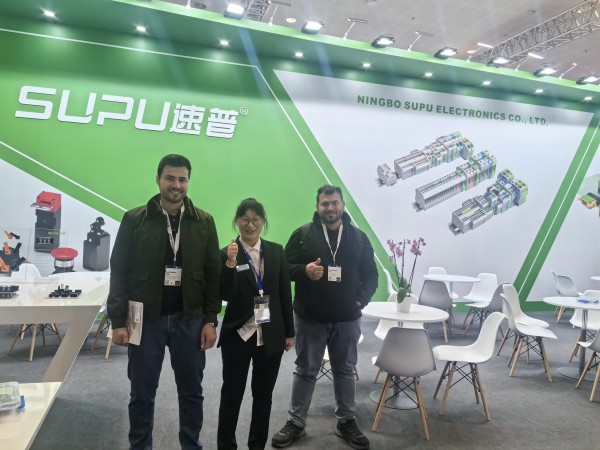 Tin tức Triển lãm SUP | Khám phá những khoảnh khắc tuyệt vời của SUP Hannover Messe từ nhiều góc nhìn